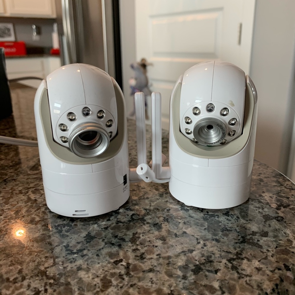 Two Infant optics cameras